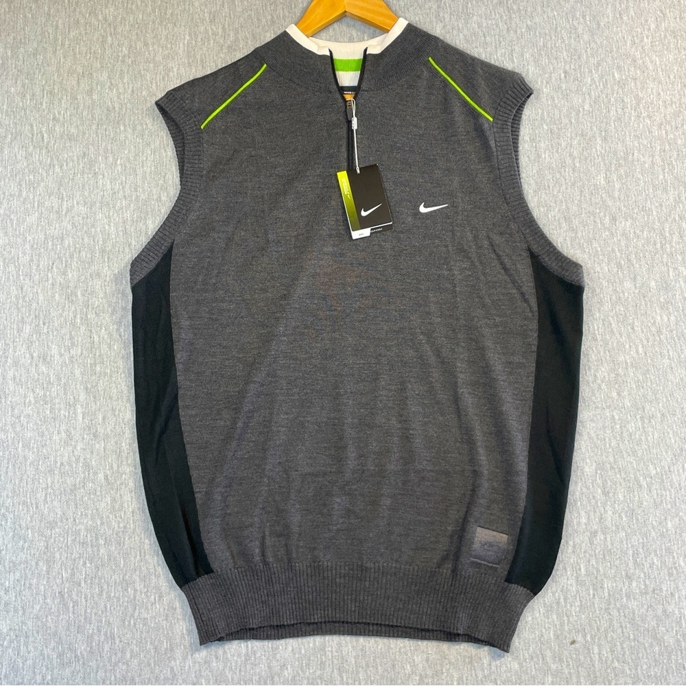 Nike Golf Wool Sweater Vest Men’s Large Grey White Logo Zip Stretch NWT